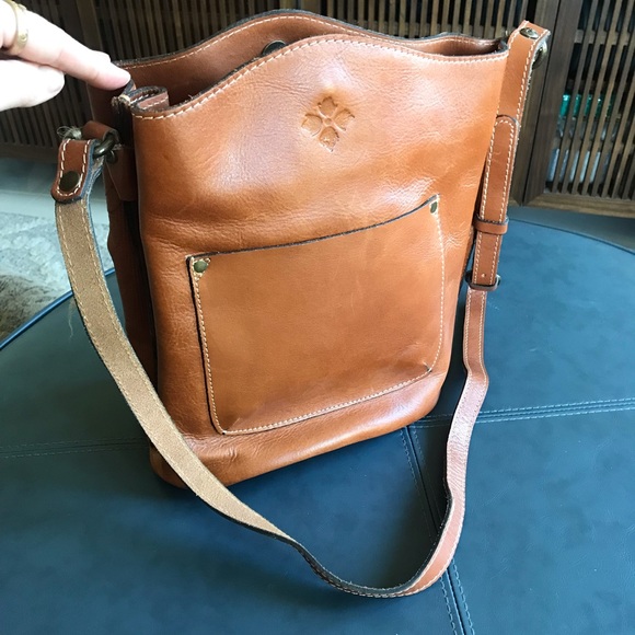 Patricia Nash Bags Patricia Nash Lavello Bucket Bag Cutout Poshmark